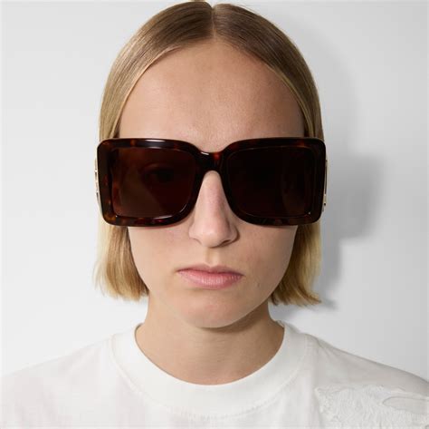 TB Square Sunglasses in Tortoiseshell 